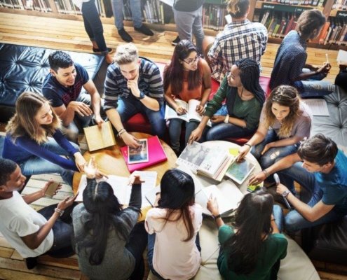 studenten in opleiding tot ervaringsdeskundige aan de SBE-opleiding bij ROC Midden Nederland